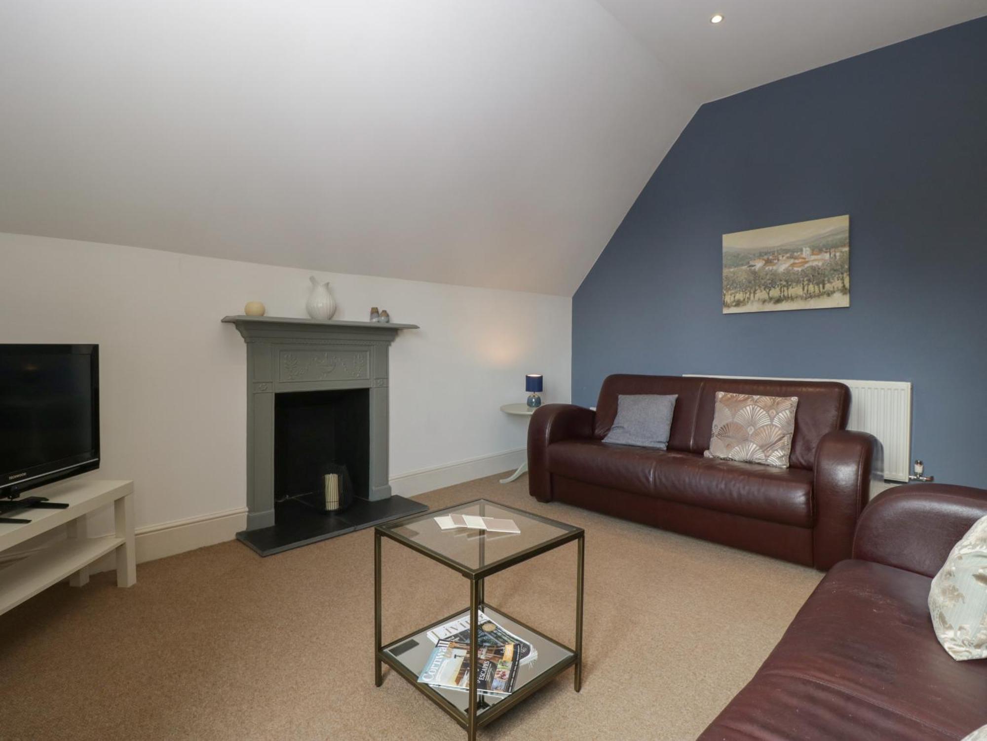 Amazing View Apartment Malvern Wells Exterior photo