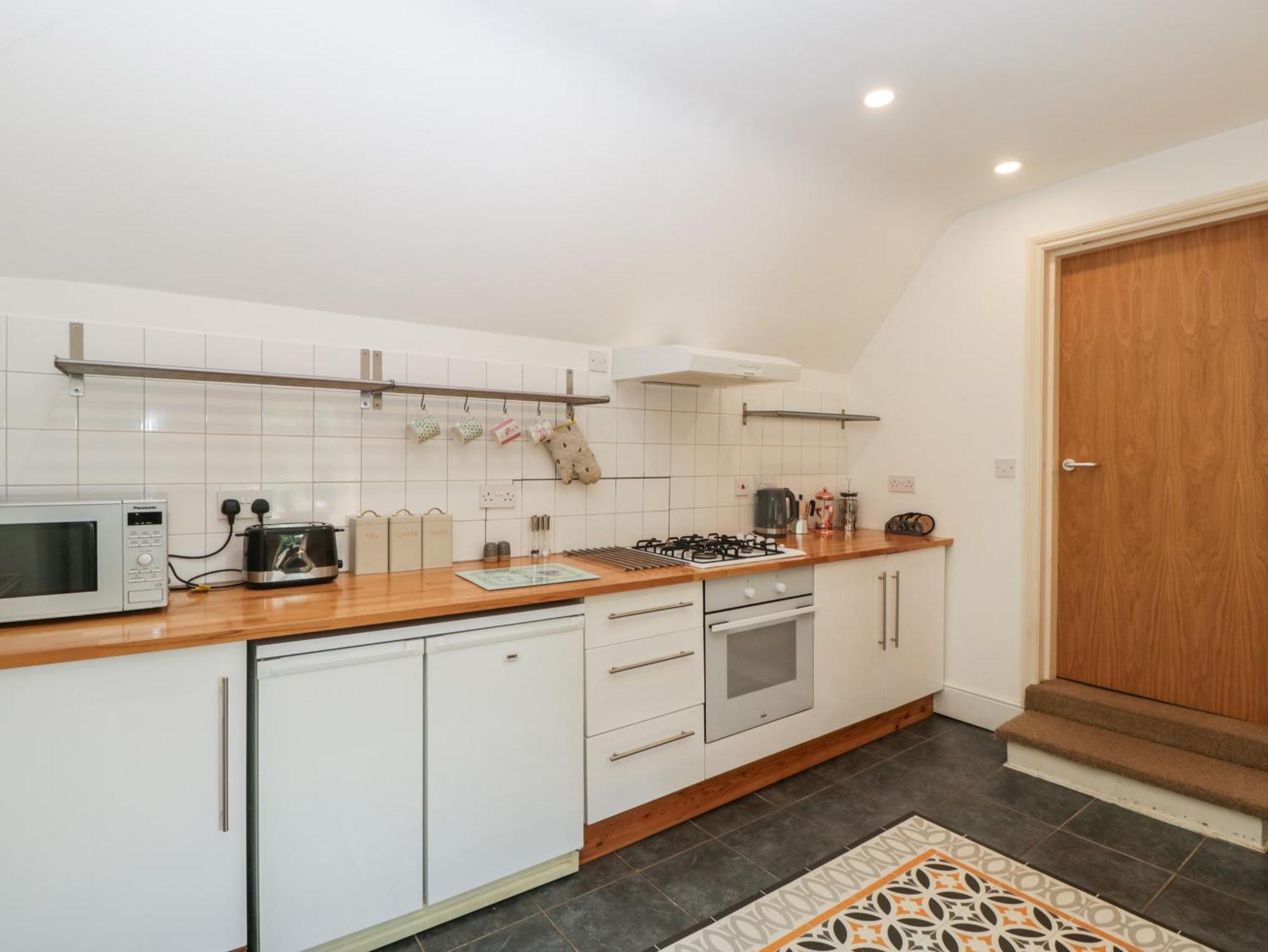 Amazing View Apartment Malvern Wells Exterior photo