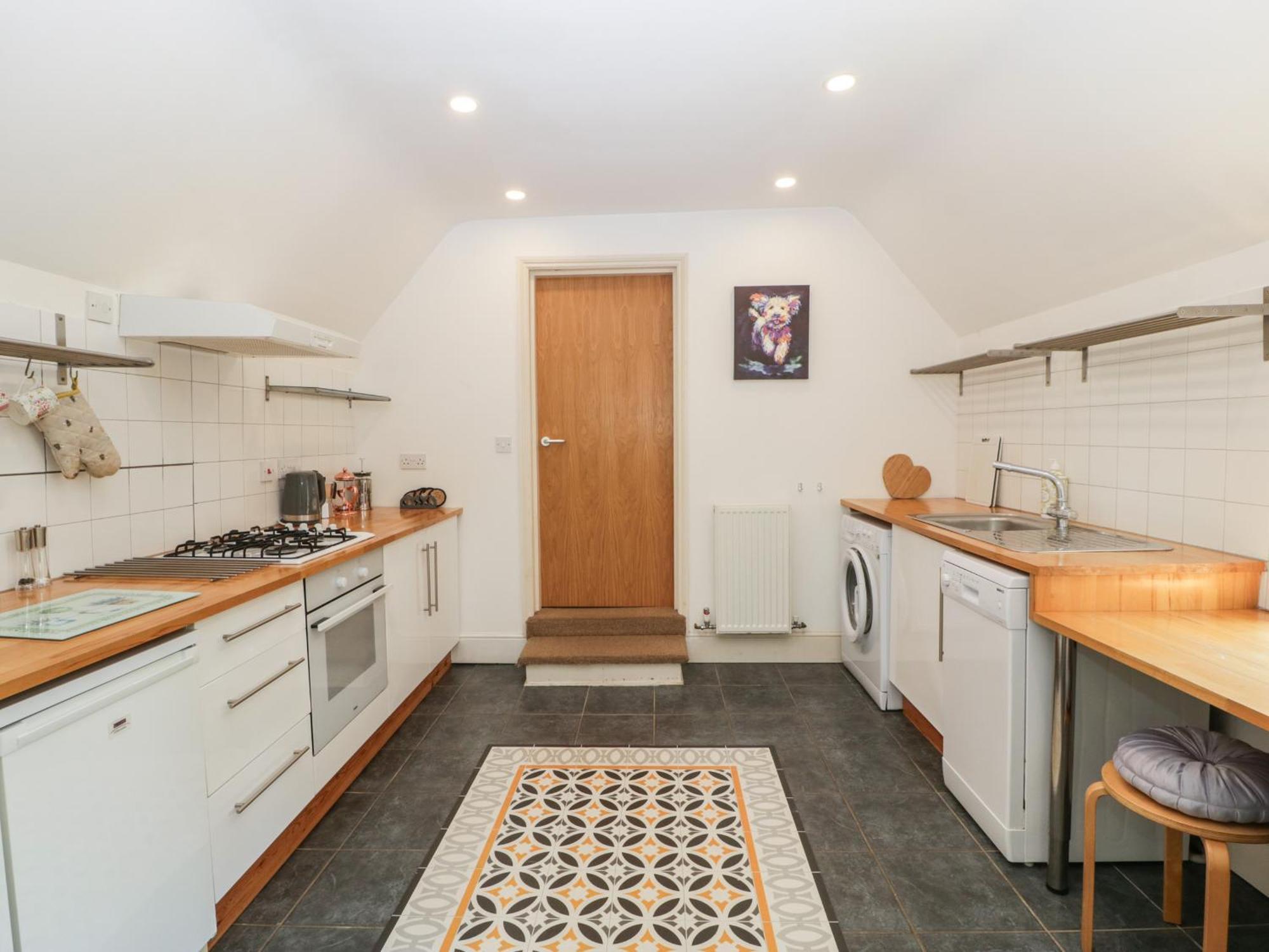 Amazing View Apartment Malvern Wells Exterior photo